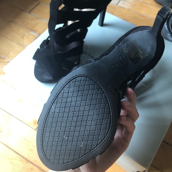 •SOLD• Jessica Simpson Suede Heels - Picture 5 of 8